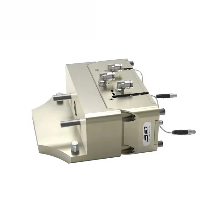 Automated multi-axis robot used in automobile engine production line is often used in coupling handling machine tool