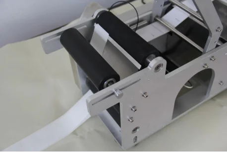 LT-50 Semi-Automatic Bottle Labeling Machine Hot Sale Adjustable Conveyor For Cartons Metal Glass Paper Wood PLC